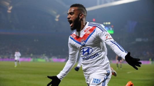  尤文防线送礼，乌迪内斯爆冷取三分  